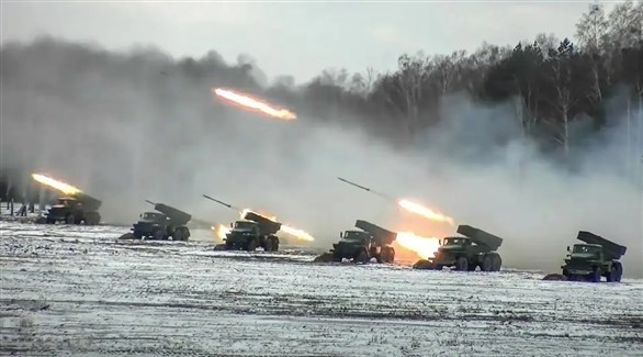 الجيش الروسي يقصف مواقع في أوكرانيا (أرشيف)