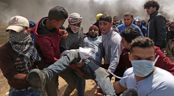 إصابة متظاهر فلسطيني برصاص الجيش الإسرائيلي (أرشيف)