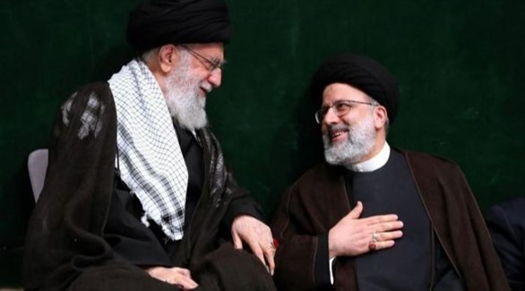 المرشد الإعلى للجمهورية الإسلامية آية الله علي خامنئي والرئيس الإيراني إبراهيم رئيسي.(أرشيف)