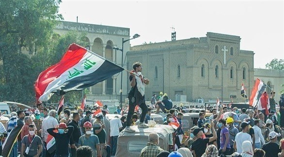 متظاهرون في بغداد (أرشيف)