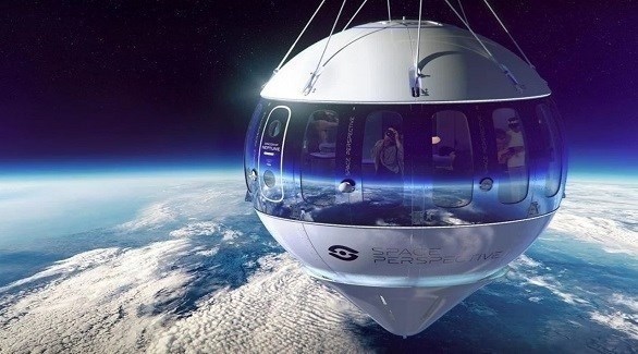 منطاد للسفر إلى الفضاء من تصميم شركة سبيس بيرسبيكتف (يانكو ديزاين)