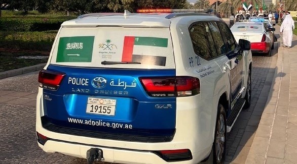 دورية تابعة لشرطة أبوظبي (تويتر)