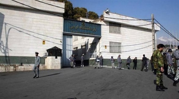 عسكريون أمام سجن إيفين الإيراني (أرشيف)