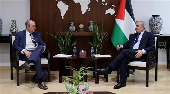 رئيس الوزراء الفلسطيني والمبعوث الأمريكي الخاص للشؤون الفلسطينية (تويتر)