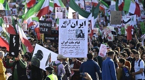 إيرانيون في الخارج يتظاهرون احتجاجاً على النظام  (أرشيف)