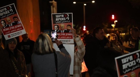 إسرائيليون يتظاهرون في تل أبيب ضد حكومة نتانياهو (يديعوت أحرنوت)