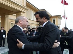 أمير قطر يبحث تعزيز العلاقات مع أردوغان بعد غزو سوريا