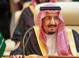 الملك سلمان: مرتكب جريمة قاعدة فلوريدا الشنعاء لا يمثل السعوديين 