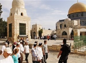 متطرفون يهود يدعون لاقتحام المسجد الأقصى غداً
