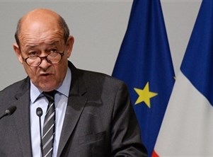 وزير الخارجية الفرنسي يؤيد "العمل على الذاكرة" بين بلاده والجزائر
