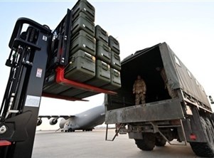 شولتس يعلن إرسال شحنات أسلحة جديدة إلى أوكرانيا