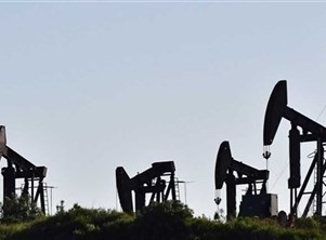 أسعار النفط تتراجع في ظل مخاوف الركود