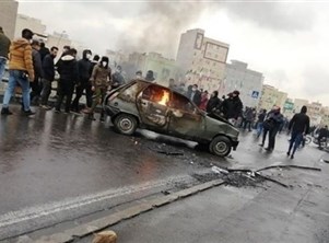 تصاعد التظاهرات في إيران وتزايد العنف