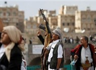 الحوثيون يهاجمون ميناءً نفطياً في اليمن