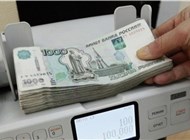 الروبل الروسي يتحول إلى أفضل العملات أداءً 