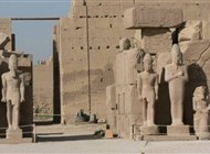 41 عملاً تشكيلياً تدور في فلك القديم والحديث بـ 3 معارض في الأقصر المصرية