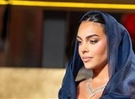 من هو التونسي علي قروي مصمم فستان جورجينا رودريغيز في حفل السعودية؟