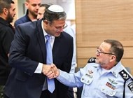 بن غفير يمنع رفع الأعلام الفلسطينية في إسرائيل
