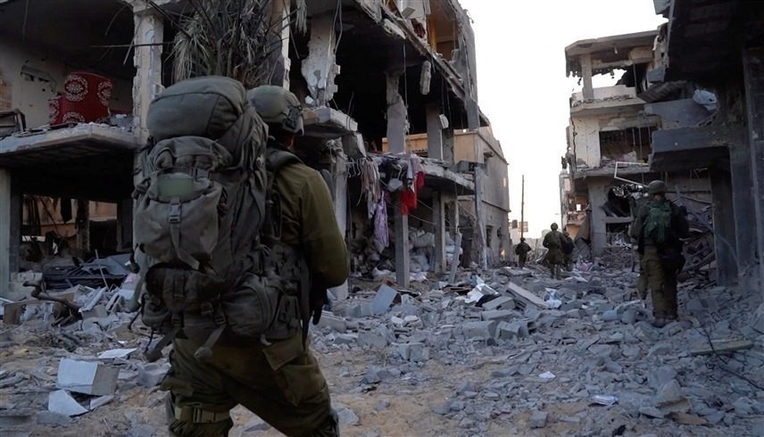  جنود إسرائيليون داخل قطاع غزة (رويترز)