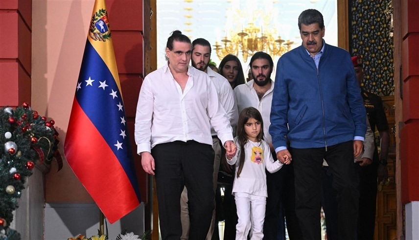 الرئيس الفنزويلي يلتقي المعتقل سابقاً في واشنطن أليكسي صعب (إكس) 