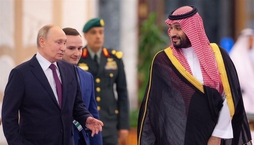 ولي العهد السعودي  أثناء استقباله الرئيس الروسي في قصر اليمامة بالرياض (واس)