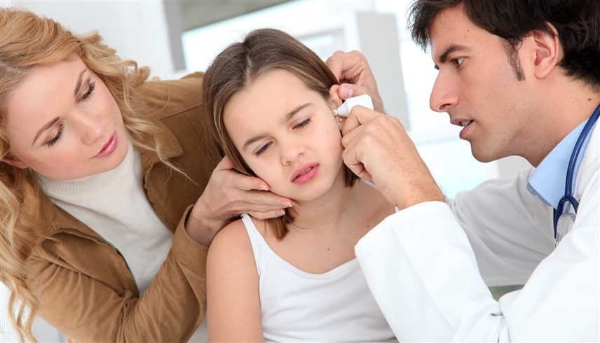 التهاب الأذن الوسطى الحاد ينتج عن عدوى مثل الزكام (أرشيف)