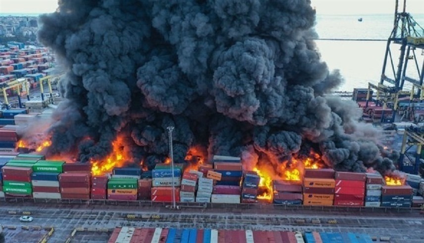 اندلاع حريق في ميناء الإسكندرون التركي (تويتر)