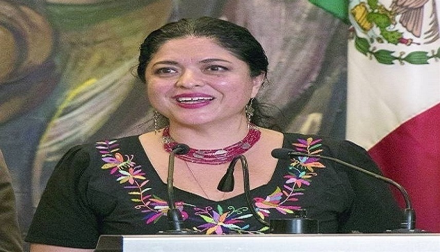  وزيرة الثقافة المكسيكية أليخاندرا فراوستو