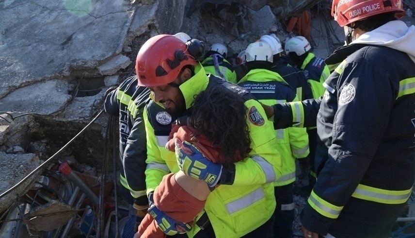 مسعفون من فرق الإنقاذ الإماراتية في تركيا (أرشيف)