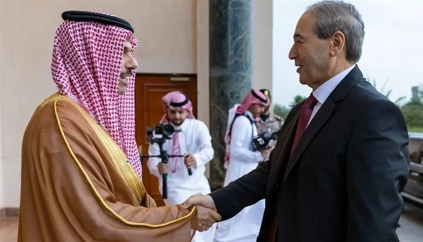 وزيرا الخارجية السوري فيصل المقداد والسعودي الأمير فيصل بن فرحان (أرشيف)