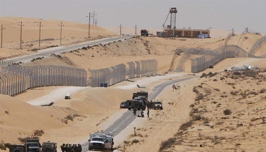 جنود إسرائيليون في المنطقة الحدودية مع مصر (تويتر)