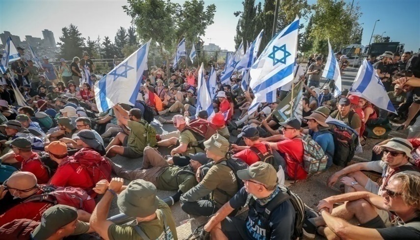 احتجاجات أمام الكنيست الإسرائيلي (موقع واللا الإسرائيلي)