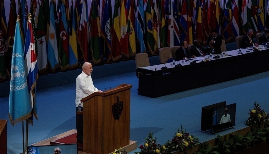 الرئيس البرازيلي متحدثاً أمام القمة الـ77 (أ.ف.ب)