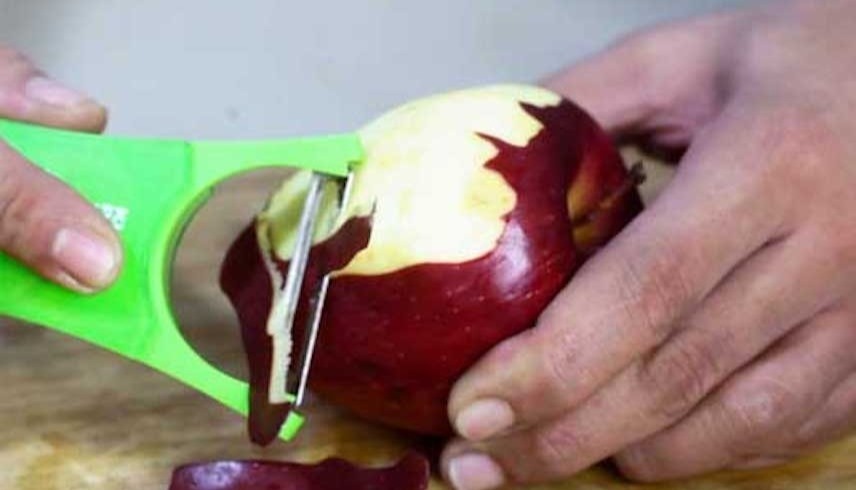 التفاح غير المقشر أكثر فائدة (إنديان إكسبرس)