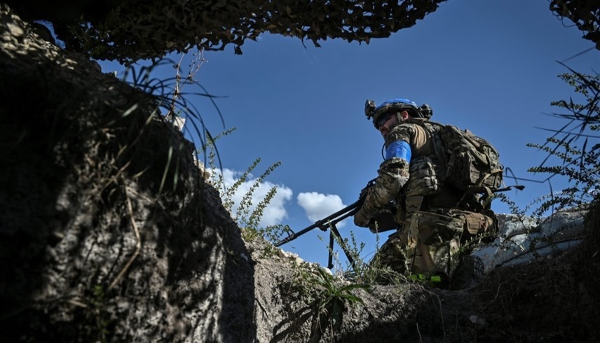 أحد عناصر الجيش الأوكراني في باخموت (إكس)
