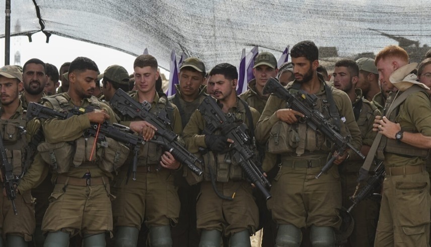 عناصر من الجيش الإسرائيلي في غزة (رويترز)