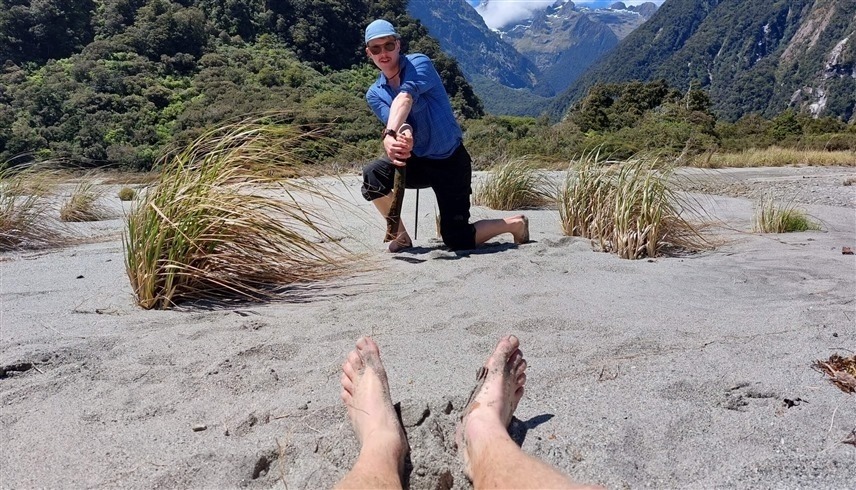 التجوال من دون أحذية في نيوزيلندا (أرشيف)