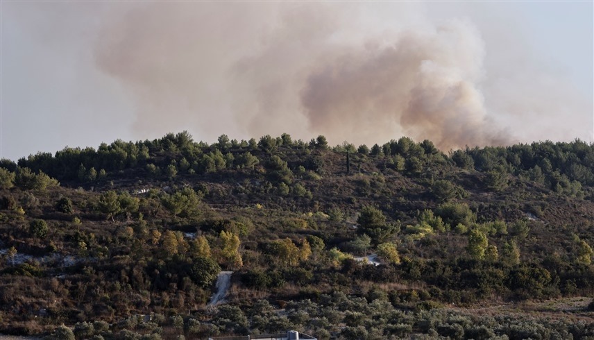 دخان بعد قصف إسرائيلي على لبنان (رويترز)