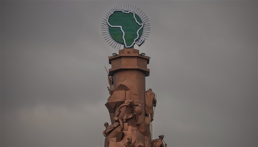 خريطة أفريقيا فوق نصب في وسط أديس أبابا (ا ف ب)