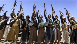 اليمن يحذر من تفجير الحوثيين لجهود التهدئة