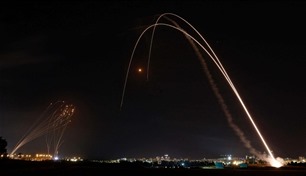 إسرائيل تعترض طائرة صغيرة فوق غزة