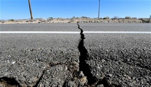 الجروان ينفي وقوع زلزال في الإمارات
