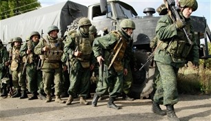 روسيا تطوّر بدلات تجعل المقاتلين "غير مرئيين"   