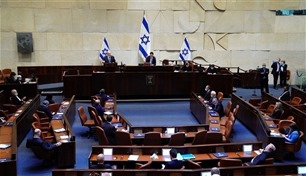 إسرائيل تصادق على قانون يقلص فرص إقالة رئيس الوزراء