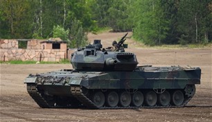 أوكرانيا تتسلم دبابات "ليوربارد 2" الألمانية