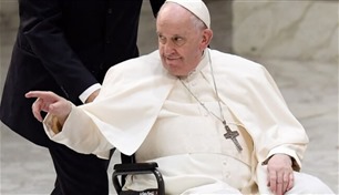 الفاتيكان يعتزم إرسال كلمة للبابا فرنسيس إلى الفضاء