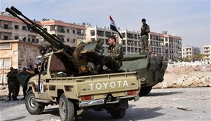 الجيش السوري يتصدى لهجوم ميليشيا معارضة في الشمال