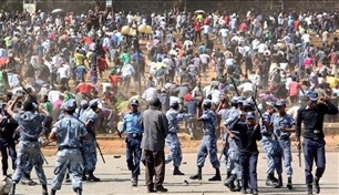 بعد صلاة الجمعة.. 3 قتلى في مواجهات بين الشرطة ومسلمين في أديس أبابا