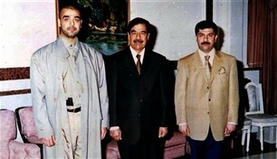 كم قبض الواشي بنجلي صدام حسين؟ 