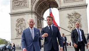 استقبال حافل للملك تشارلز في فرنسا 